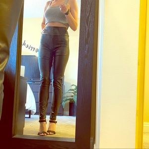 Windsor liquid legging size small - New w/tags!